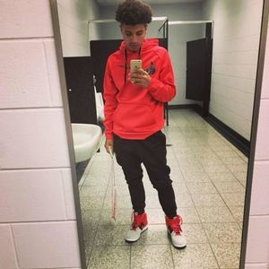 Meet your Posher, Henry